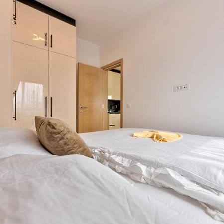 Apartmani Aleksandar ซลาตีบอร์ ภายนอก รูปภาพ