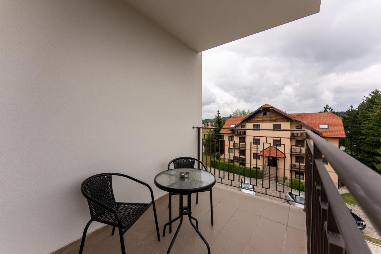 Apartmani Aleksandar ซลาตีบอร์ ภายนอก รูปภาพ