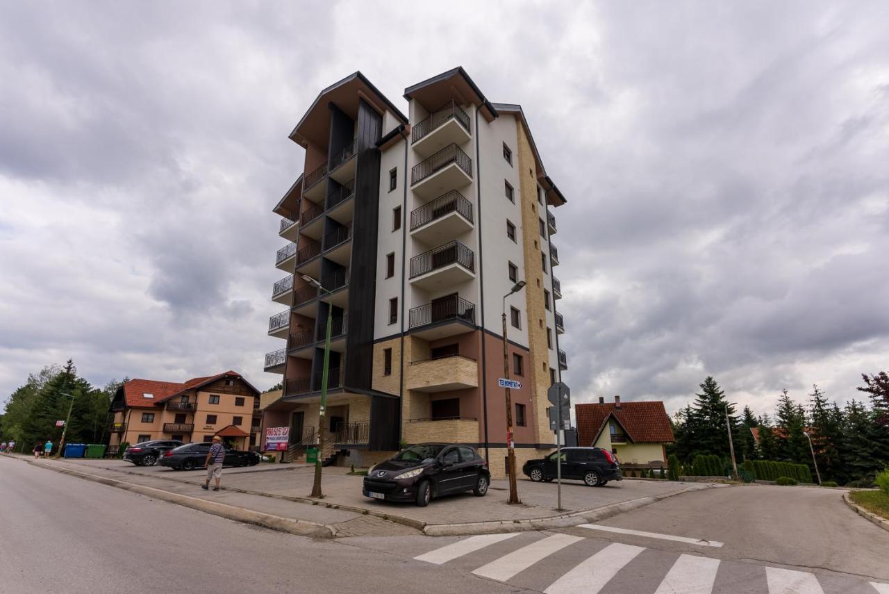 Apartmani Aleksandar ซลาตีบอร์ ภายนอก รูปภาพ