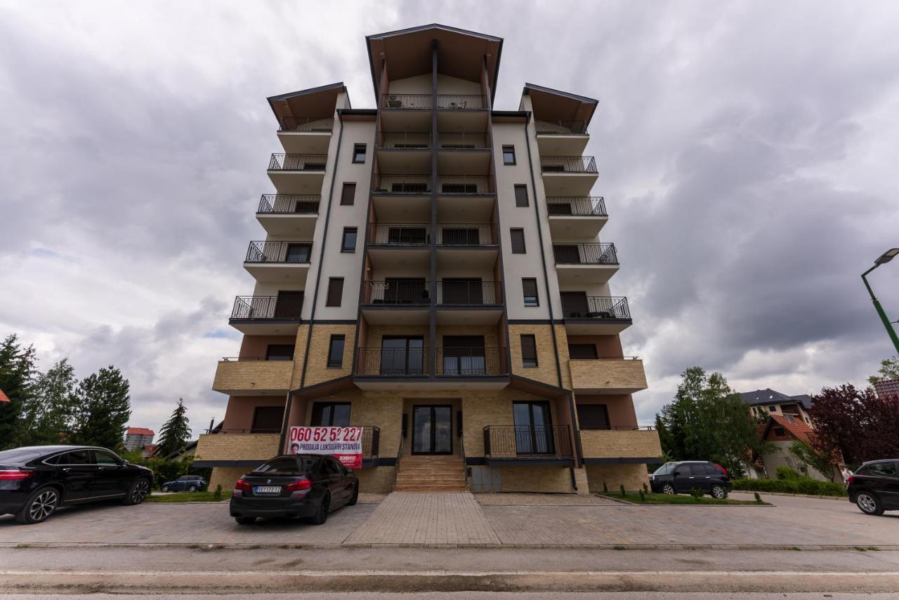 Apartmani Aleksandar ซลาตีบอร์ ภายนอก รูปภาพ